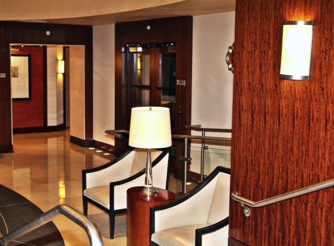 2400 M Apartments