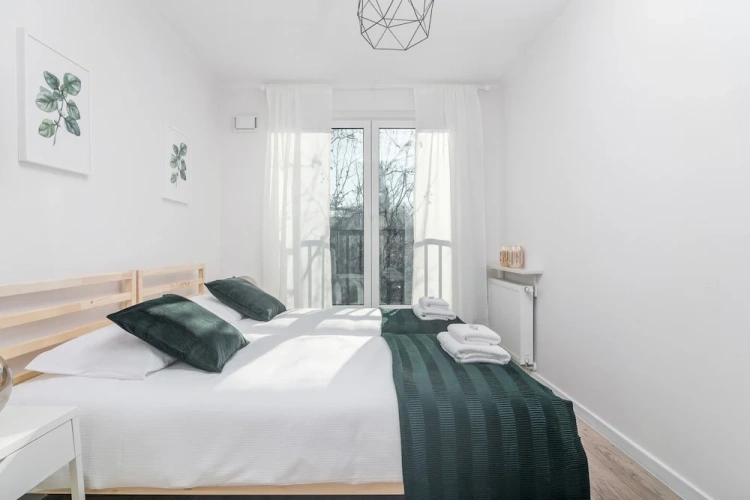 3 Bedrooms Quadruple Apartment
