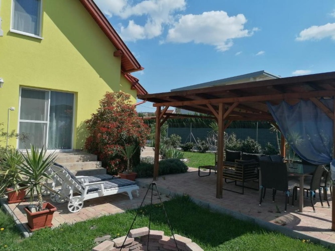 3 Bedrooms Villa
