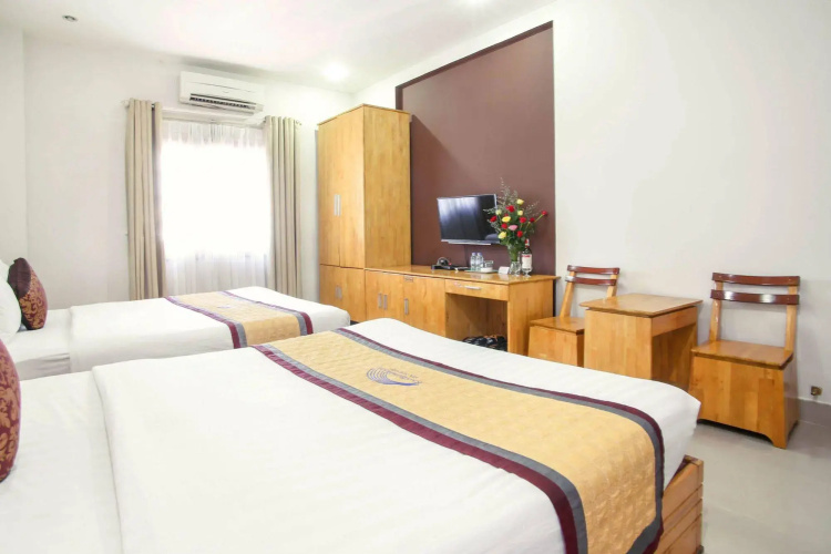 Rainbow Hotel