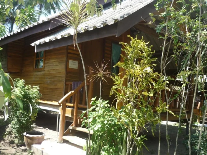 Bungalow with balcony