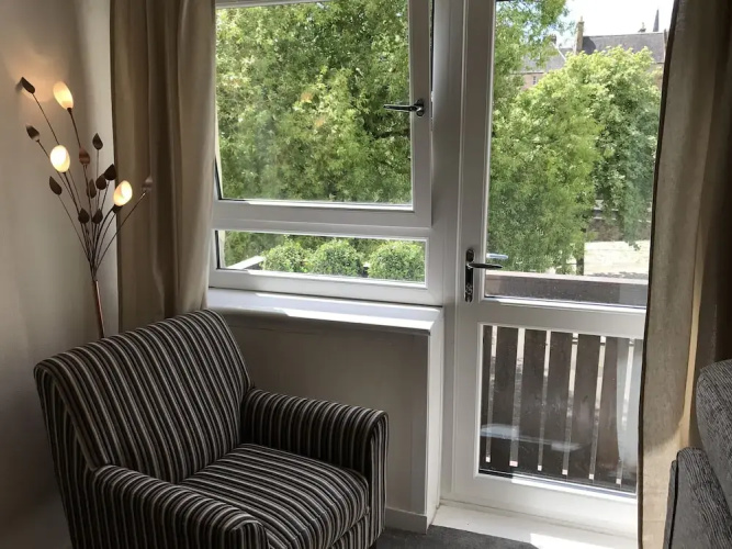 2 Chessels Court, Flat 3