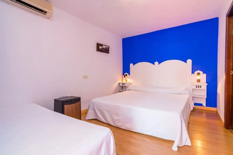 Economy room