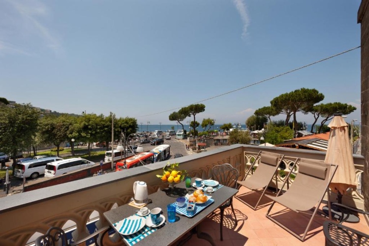 Standard Double room with balcony and with sea view