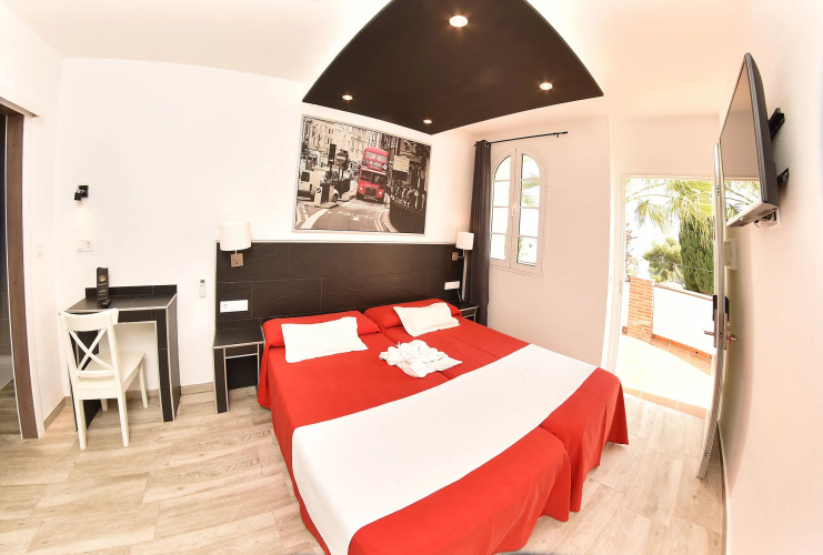 Hotel Zen Airport with Free shuttle