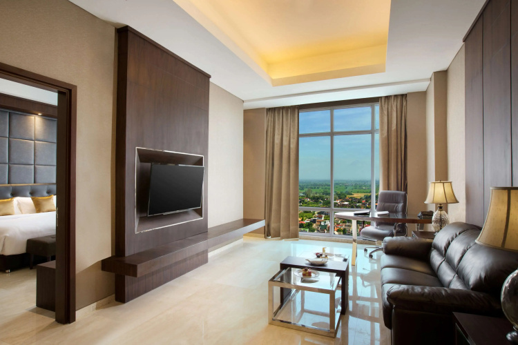 Grand Mercure Solo Baru