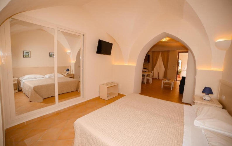 2 Bedrooms Apartment with view