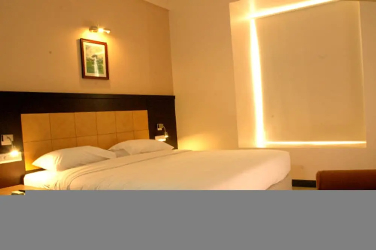 Hotel Mirabel
