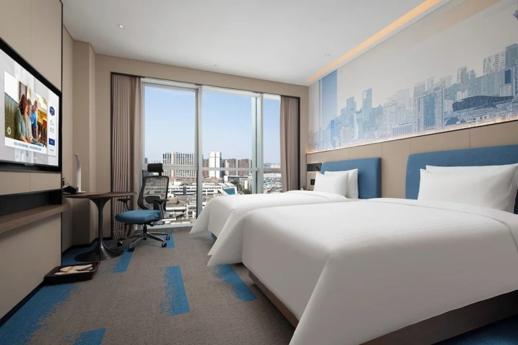 Comfort Double room with city view