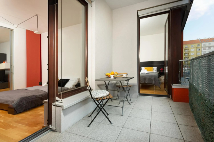 Fashionable Apartments Flora
