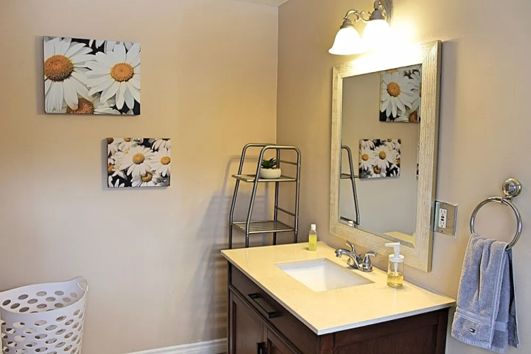 Lakeside 2 Bedroom Guest Suite