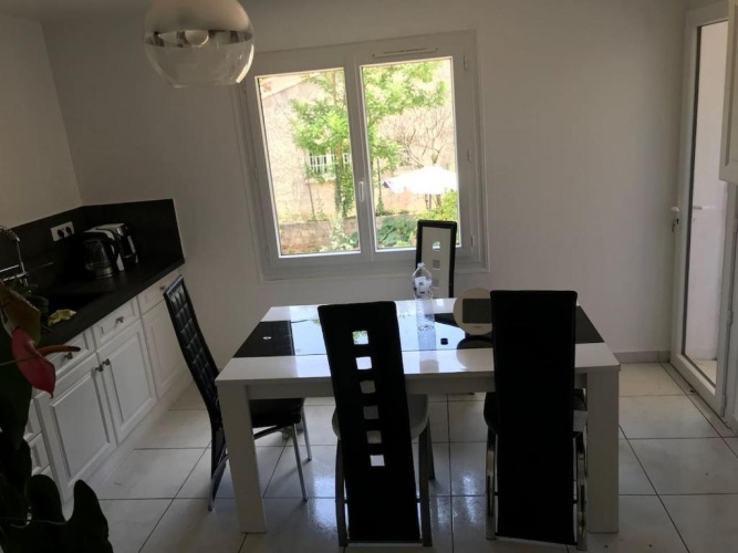 3 Bedrooms Cottage