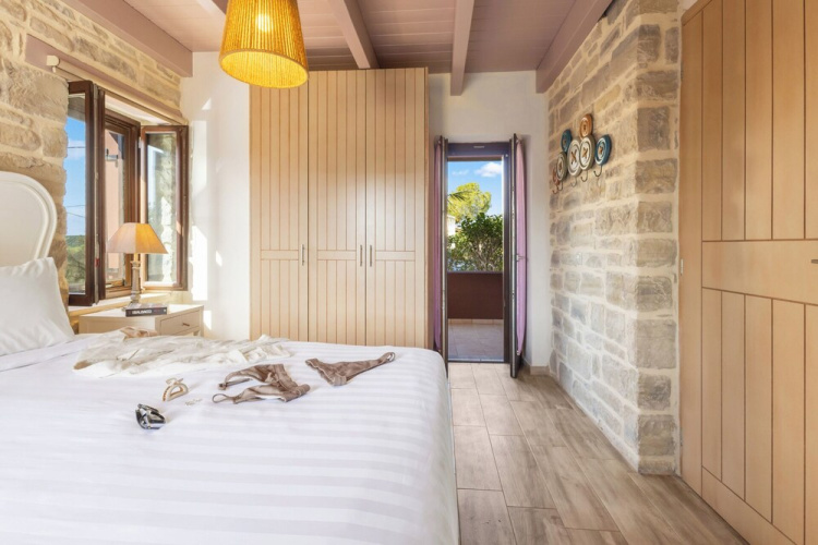Phaistos Villas Elegant South Residence