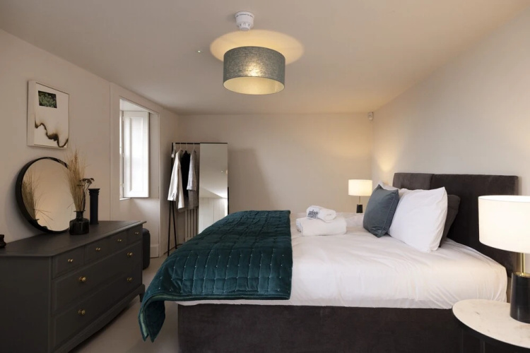JOIVY Observatory Apartment