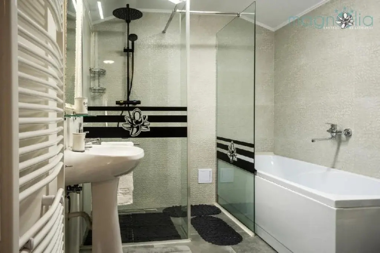 . Magnolia Central Apartment