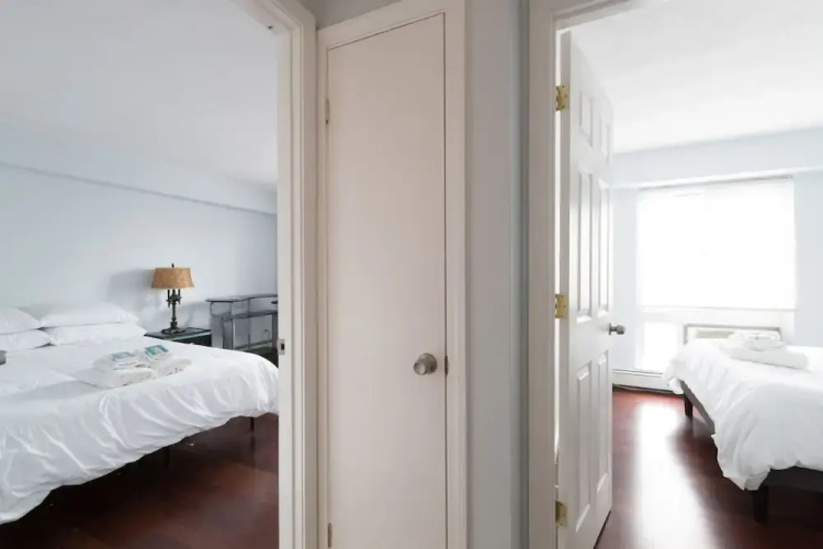 Harvard Square Apartments by Next Star
