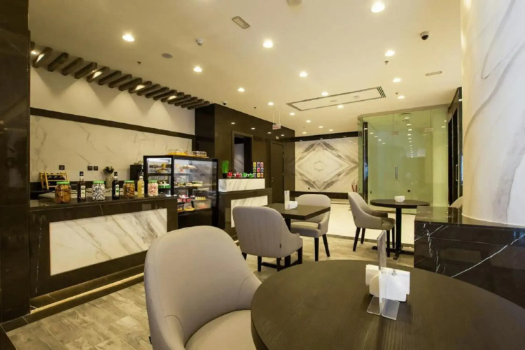 TIME Onyx Hotel Apartment