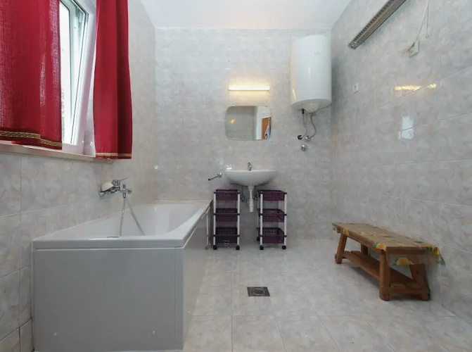 Apartment 924