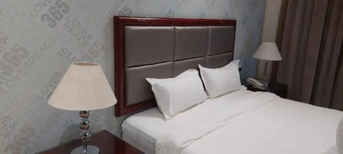 Antola Resort Al Rimal