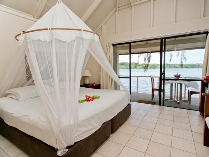 2 Bedrooms Villa with garden view