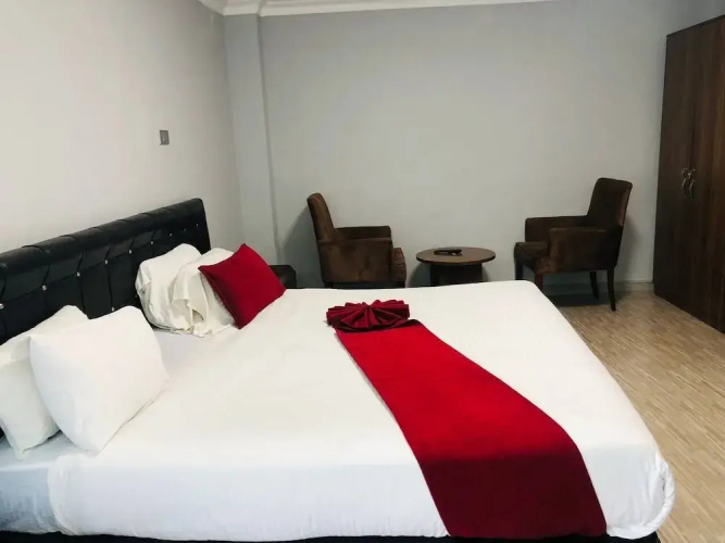 Shalla Guesthouse and Wellness Center