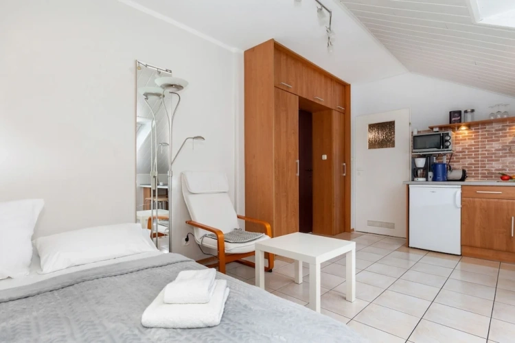 Single Studio beachfront