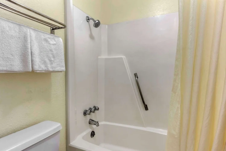 Standard Quadruple room with balcony
