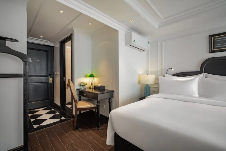 Premier room