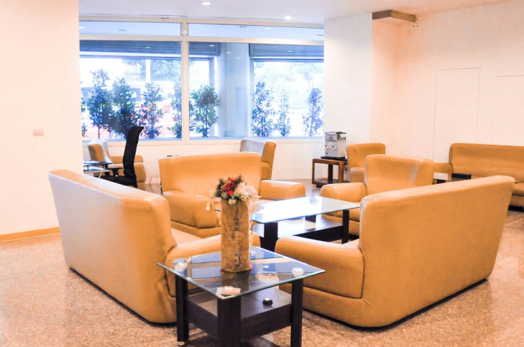 9Hotel
