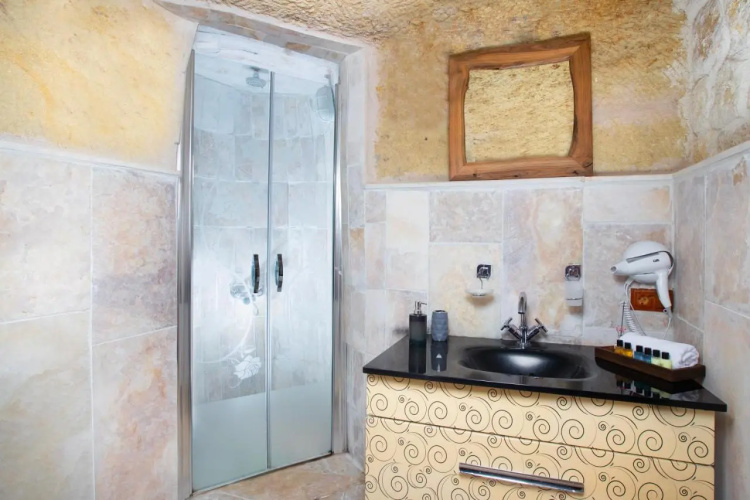 Romantic Cave Hotel