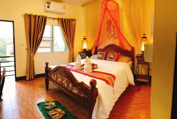 Faikham Hostel
