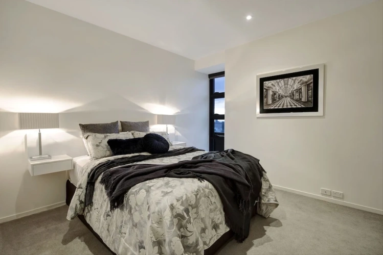 Luxury Apartment with balcony and with city view
