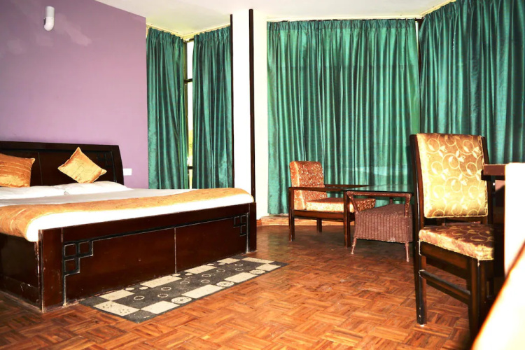 Fabhotel Burans Residency
