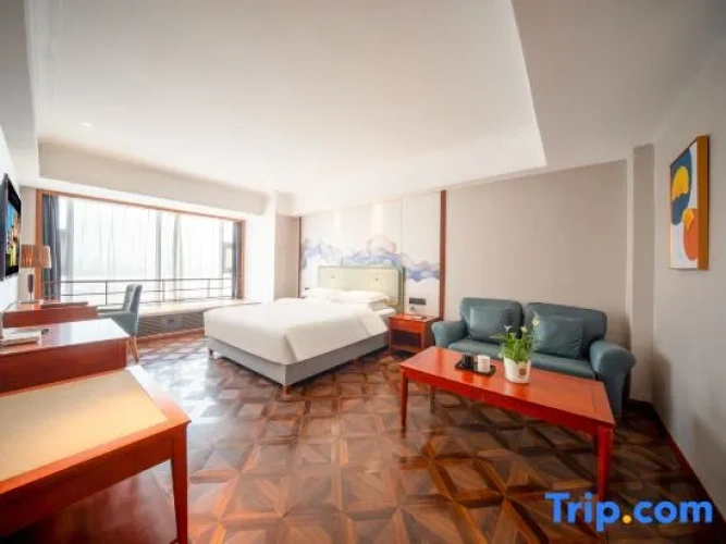 Business Double Suite with balcony