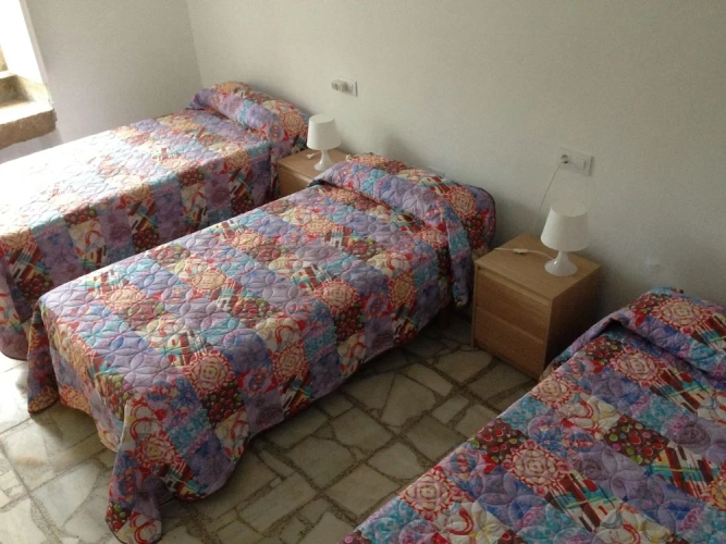 Standard Triple room