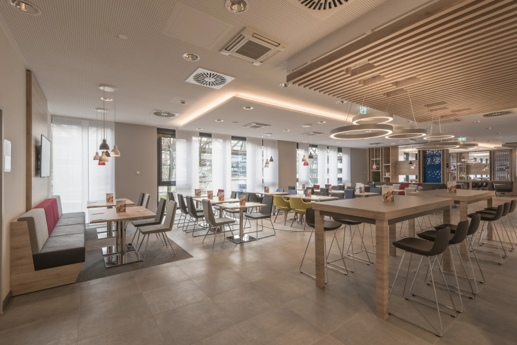 Holiday Inn Express Wuppertal Hauptbahnhof photo 23