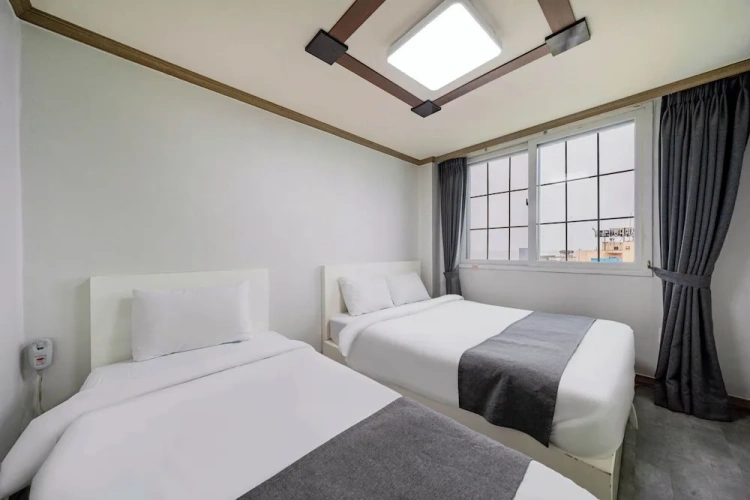 Pension Style Twin Ondol Room