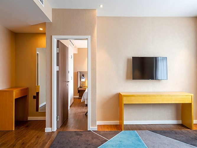 Double Suite with mountain view