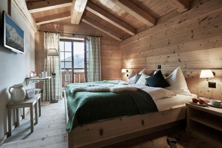 Standard Quadruple room with balcony
