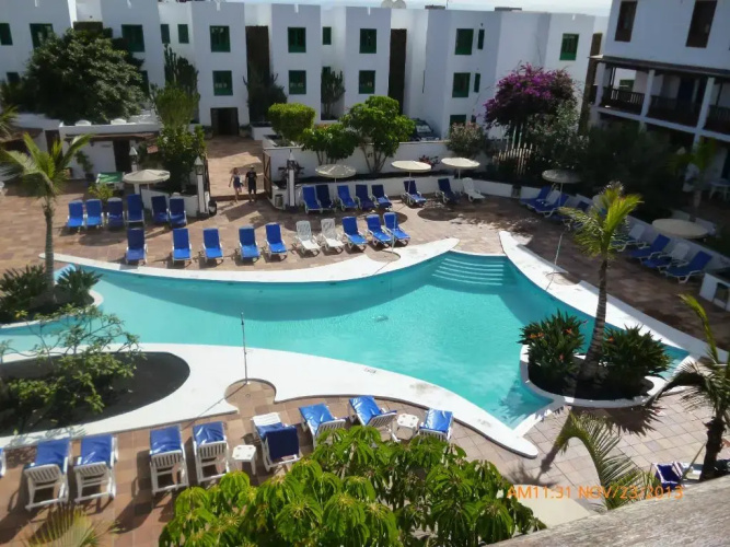 Nazaret Apartamentos