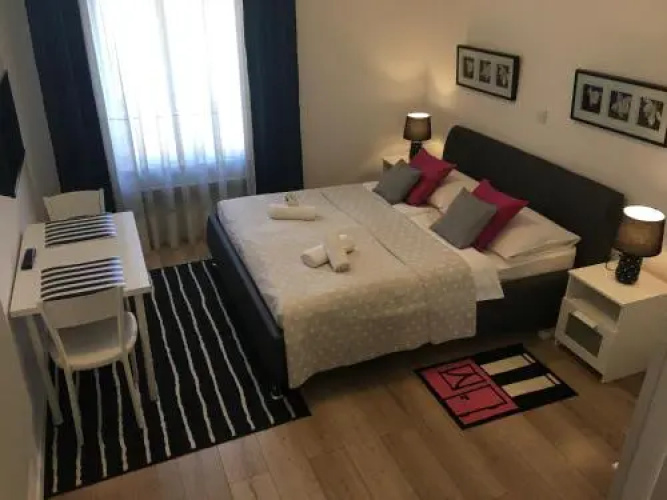 Downtown Luxury Apartment