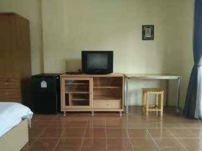 RoomQuest One Bangsaray