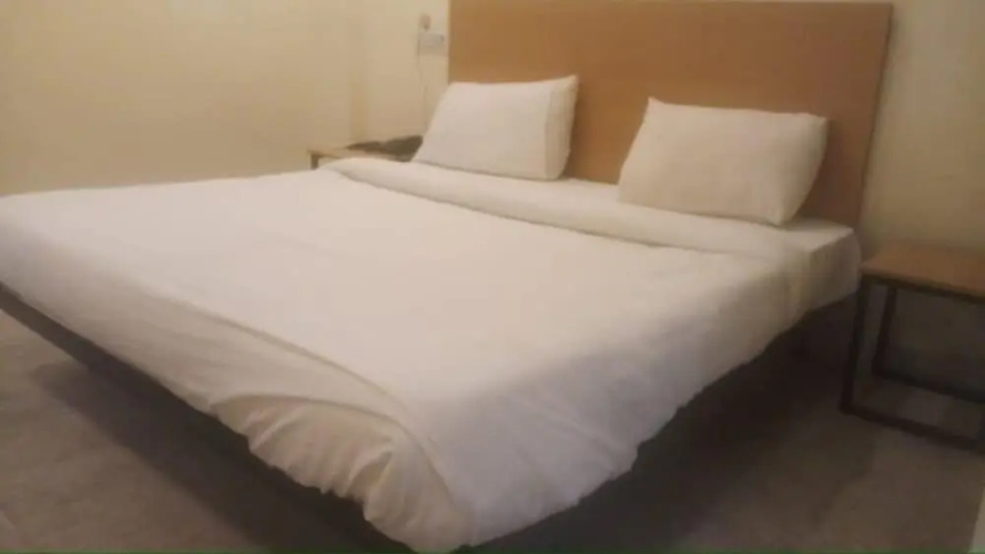 Days Inn by ADB Rooms