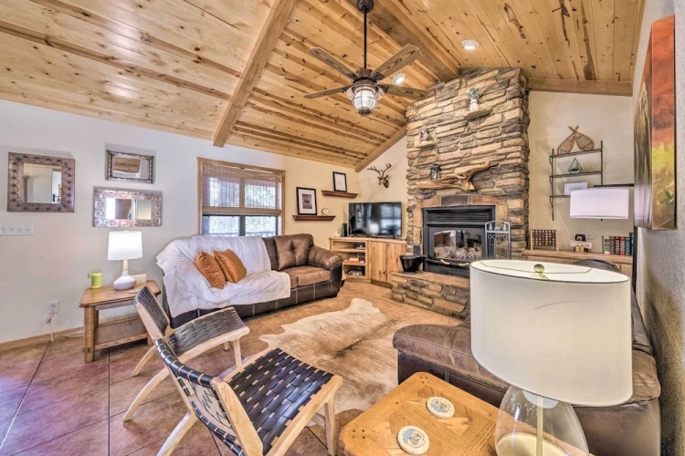 3 Bedrooms Cottage with balcony