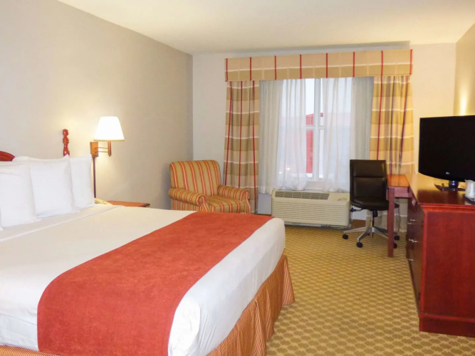 Spark by Hilton Orlando Universal Blvd