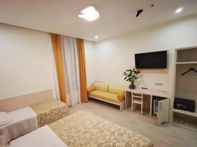 Metropoli Hotel