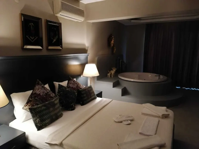 Double Suite