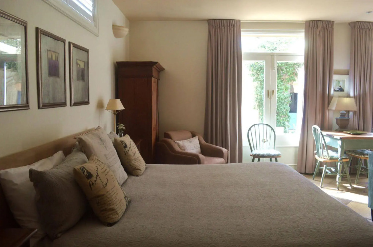 Athelney Cottage