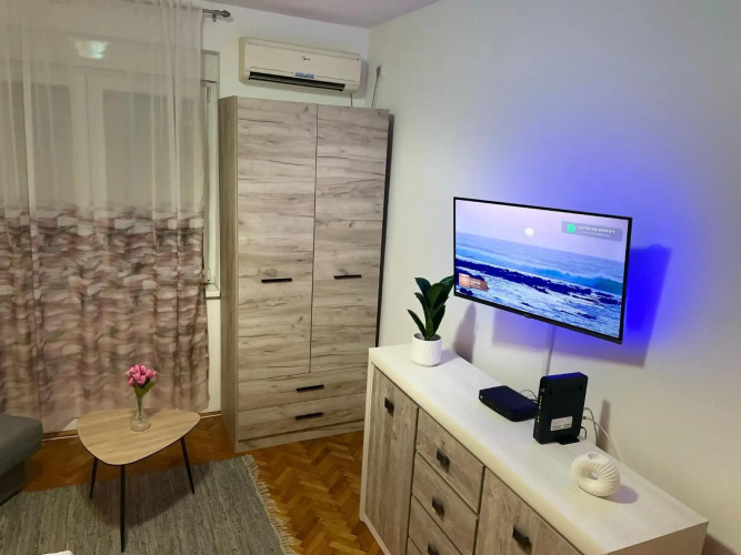 Downtown apartman T