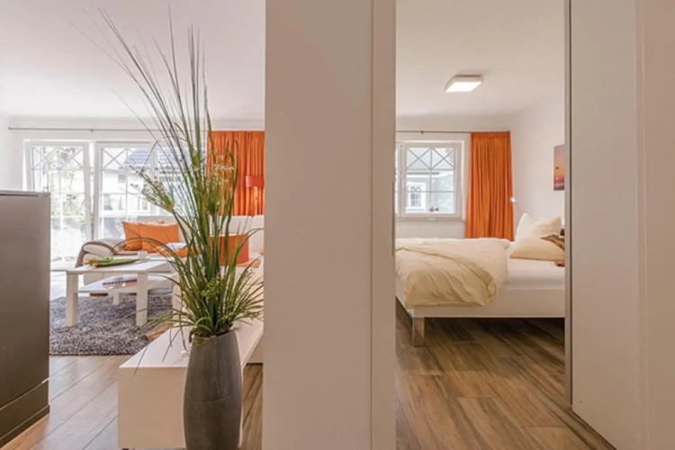 Les Belles, Haus Davide, FW Exclusive, Whg 7